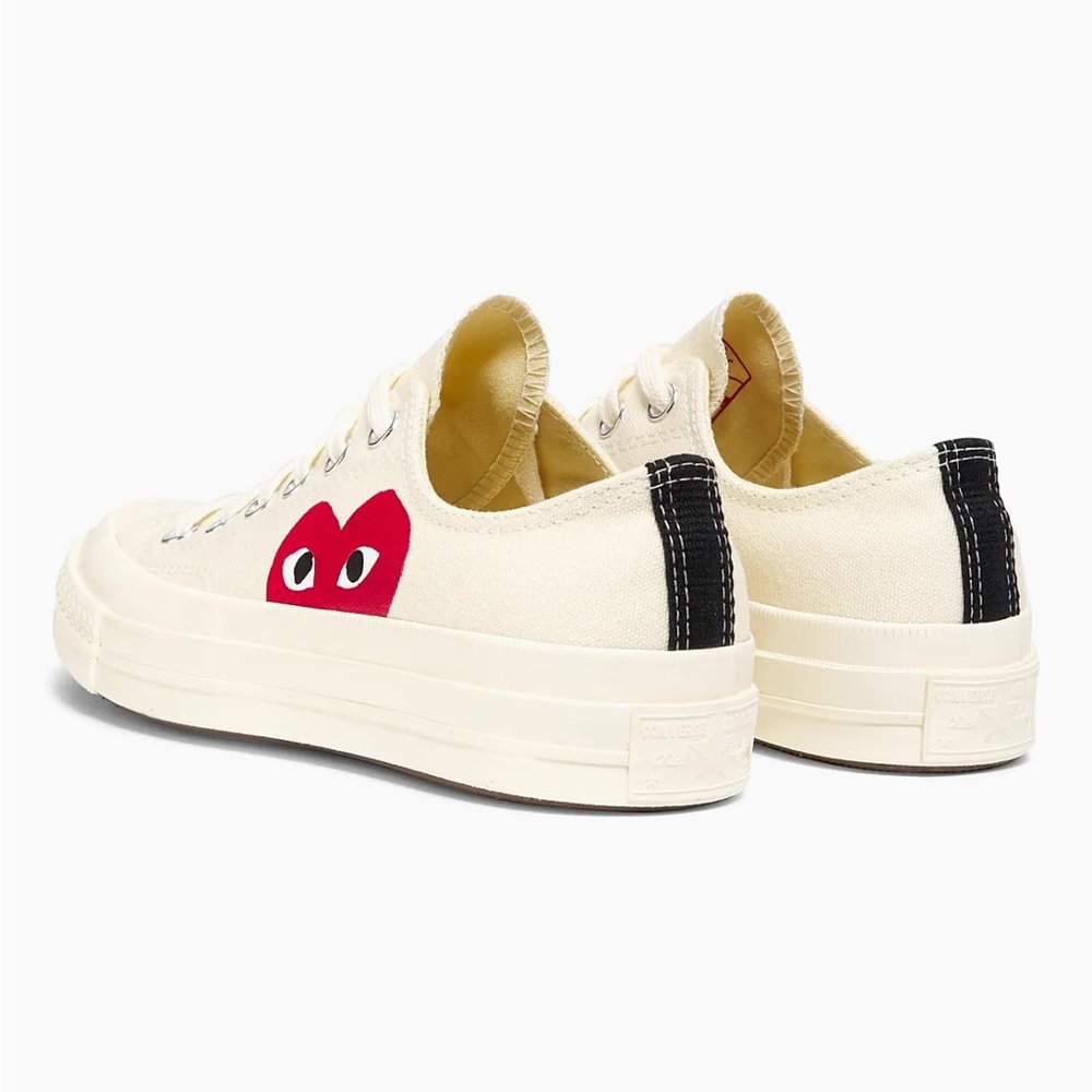 Converse Comme Des Garçons PLAY Low-Top Sneakers Women’s Size 6 - Picture 3 of 12